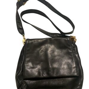 Perlina Elegant Black Leather Purse